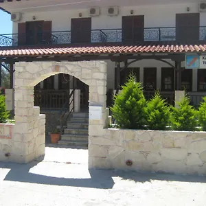 Apartament Petradaki, Mola Kalyva