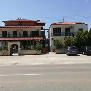 Apartament Petradaki, Mola Kalyva